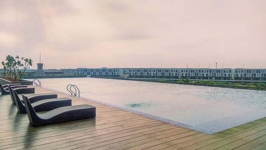 Neat 2Br For 4 Pax At Vasanta Innopark Apartment