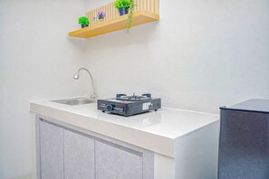 Interior - Charming 1Br Apartment Lrt City Sentul - Royal Sentul Park (Bogor)