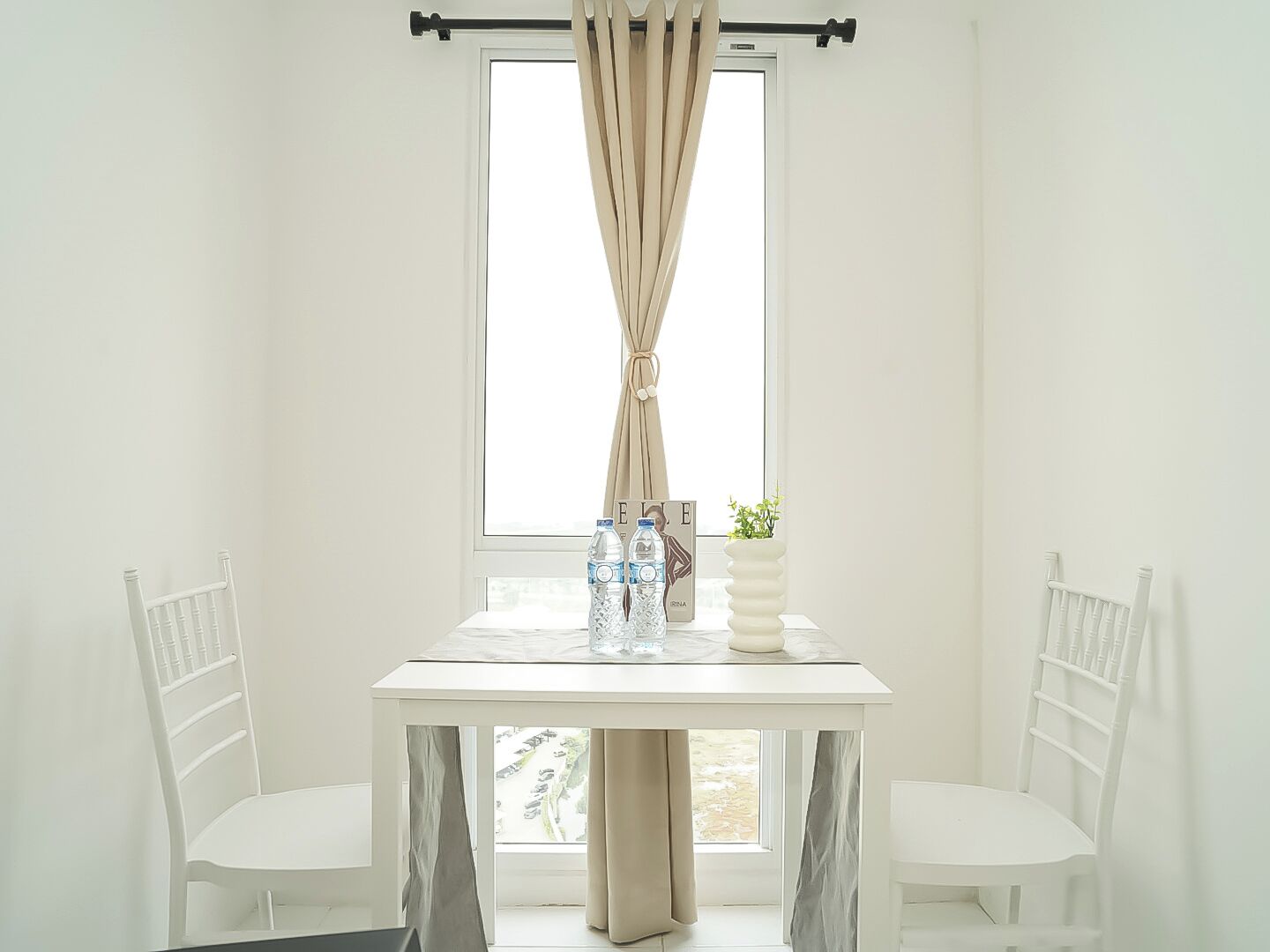 Standard Apartment | Dining room