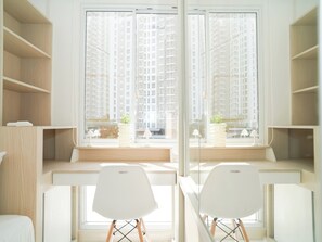 Standard Apartment - Modern 2Br For 3 Pax At Tokyo Riverside Pik 2 Apartment (Teluknaga)