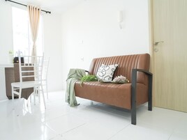 Standard Apartment | Living area