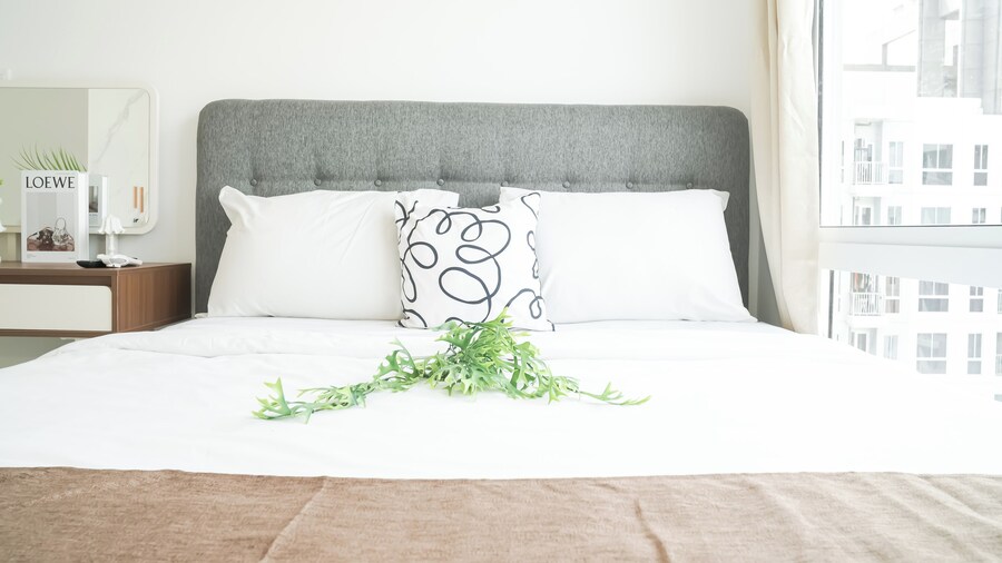 カーム アンド レストフル 1 ベッドルーム アット アパートメント 東京 リバーサイド ピック 2