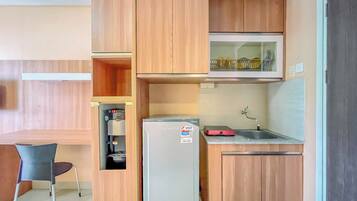 Standard Studio | Private kitchen | Electric kettle