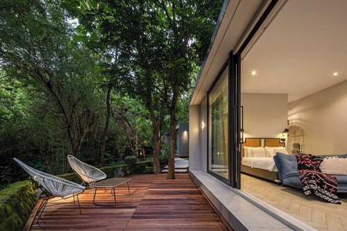 Guru Giri Forest Cabin Villa (Include Breakfast)