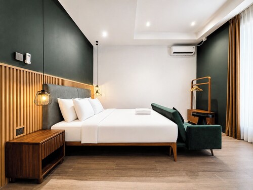 Guru Giri Forest Cabin Villa Yogyakarta
