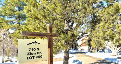 Large Family Cabin minutes from Zion National Park