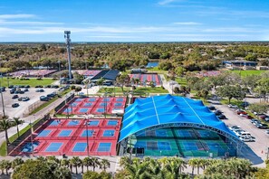 Sportplatz