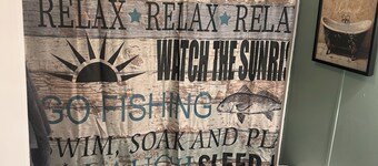 •   Peaceful Lake Home on Tenkiller Lake – Quiet & Relaxing