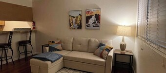Fully Furnished 1-bedroom apartment in the heart of Monahans close to I20
