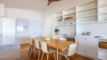 Superior Apartment, Ocean View | Dining