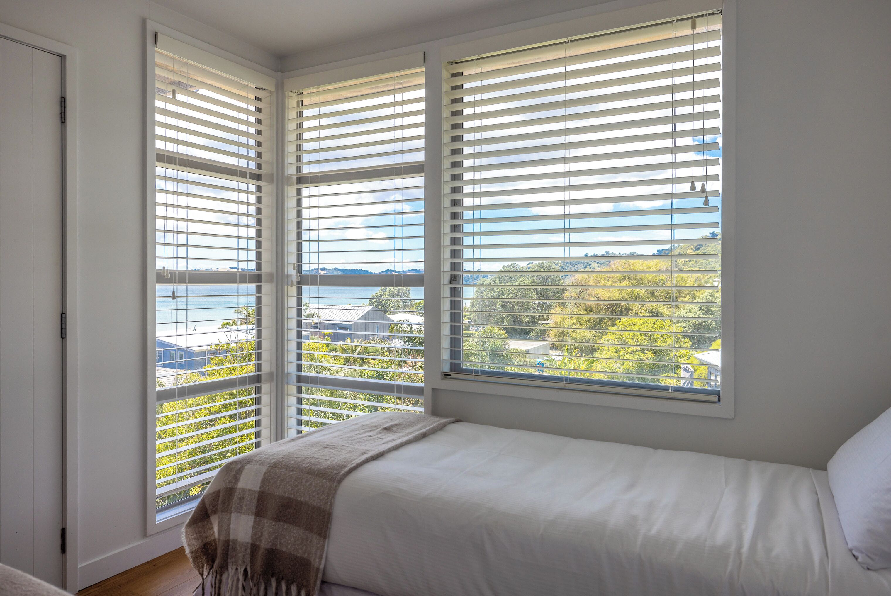 Superior Apartment, Ocean View | Iron/ironing board, free WiFi