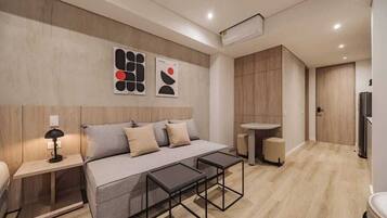 Leilighet – deluxe, balkong, byutsikt | Innvendig