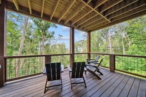 Property grounds - Black Diamond at Eagles Nest: Views, Hot Tub, Pet Friendly! (Banner Elk)