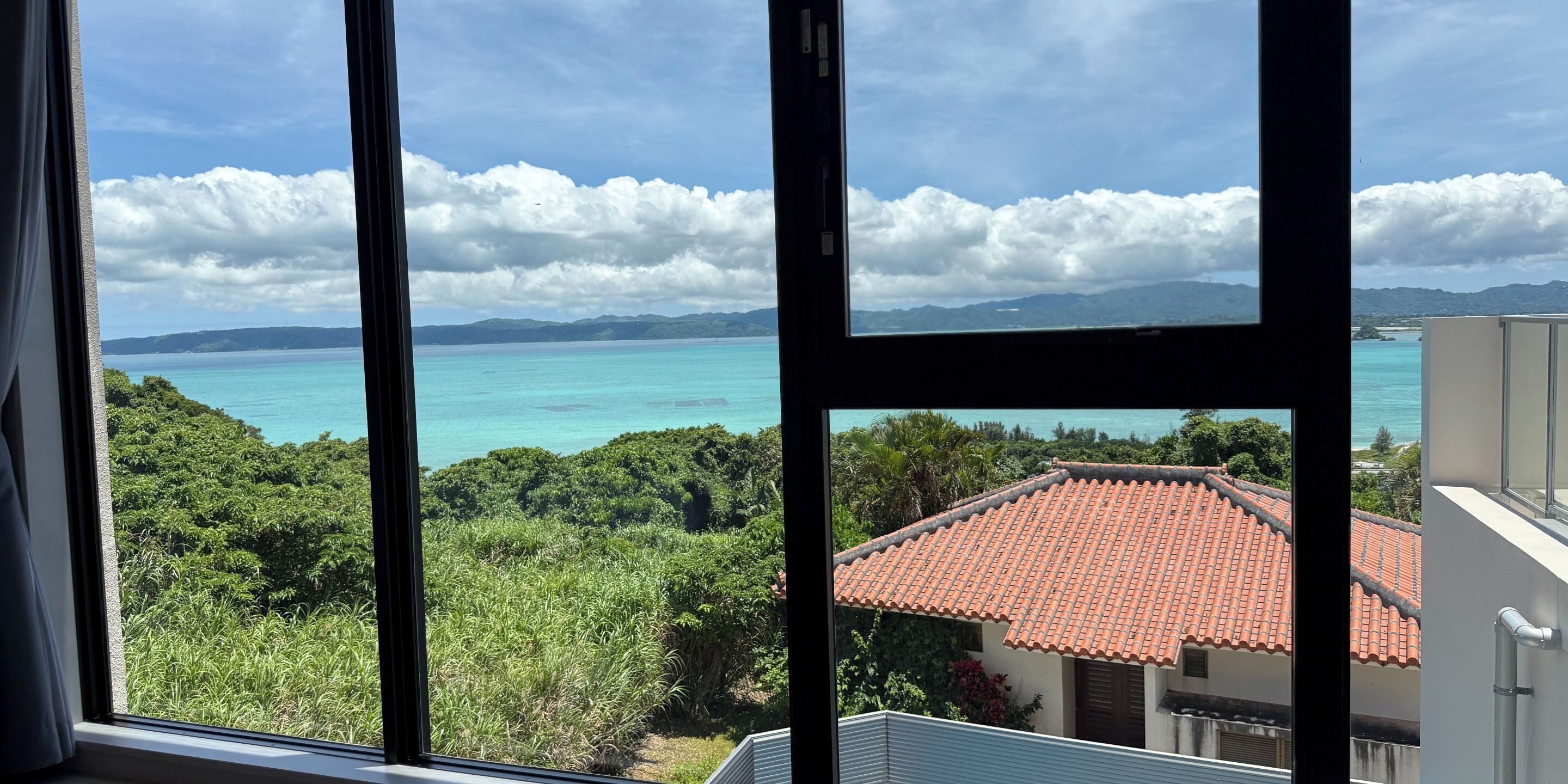 Premium Ocean Terrace Suite | Minibar, mörkläggningsgardiner, ljudisolering och strykjärn/strykbräda