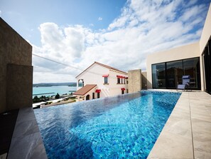 Suite Junior, balcon, vue sur l’océan | Accès au Wi-Fi (inclus)