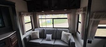 The Columbus w/ Spa Access