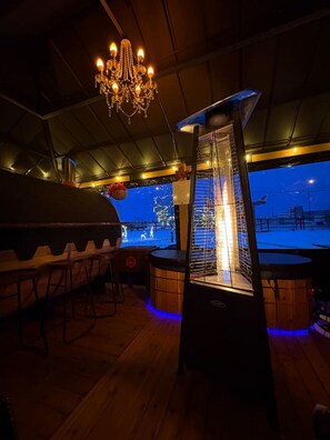 Bar (on property) - The Columbus w/ Spa Access (Stettler)