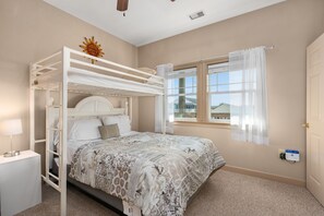 2 Schlafzimmer, BĂŒgeleisen/BĂŒgelbrett, kostenloses WLAN, BettwĂ€sche