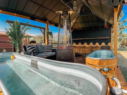 Ocean Breeze Cabin Prairies