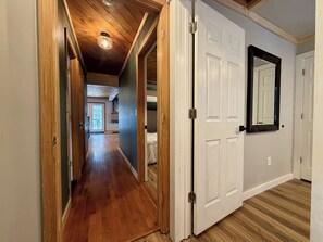 Interior - The Outpost | Two-level ski house for 12 near Killington & Pico (Killington)