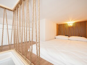 Iron/ironing board, WiFi, bed sheets - Łódź Downtown Studio 7D with Mezzanine (Łódź)