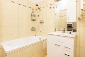 Hair dryer, towels - Krzeptowskiego Residence Apartment (Zakopane)