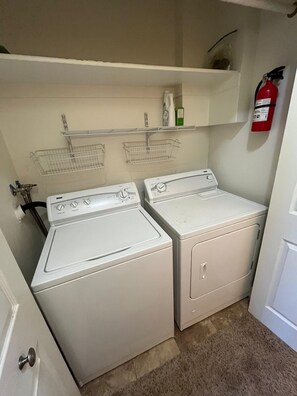 Interior - Cozy Mountain Condo : Close to Woodward, Shops and Dining (Park City)
