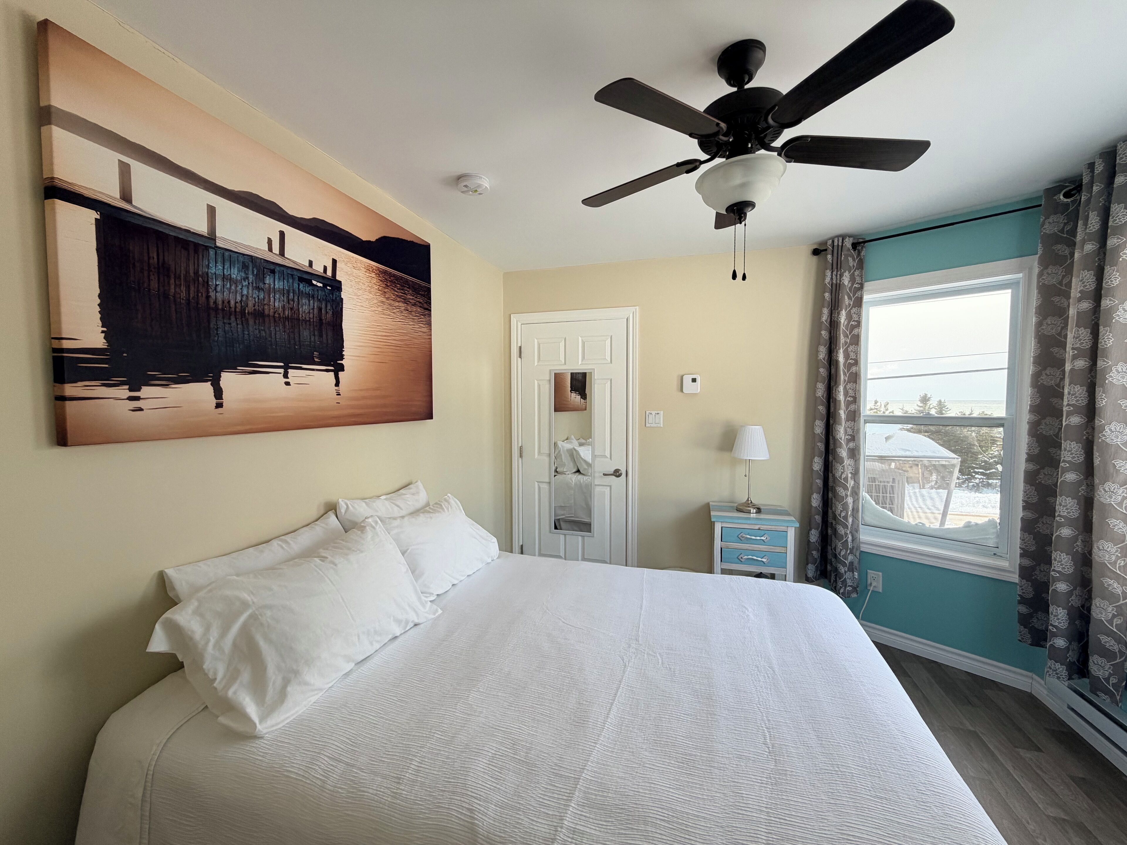 Apartment, 3 Bedrooms, Kitchen, Ocean View | Iron/ironing board, free WiFi