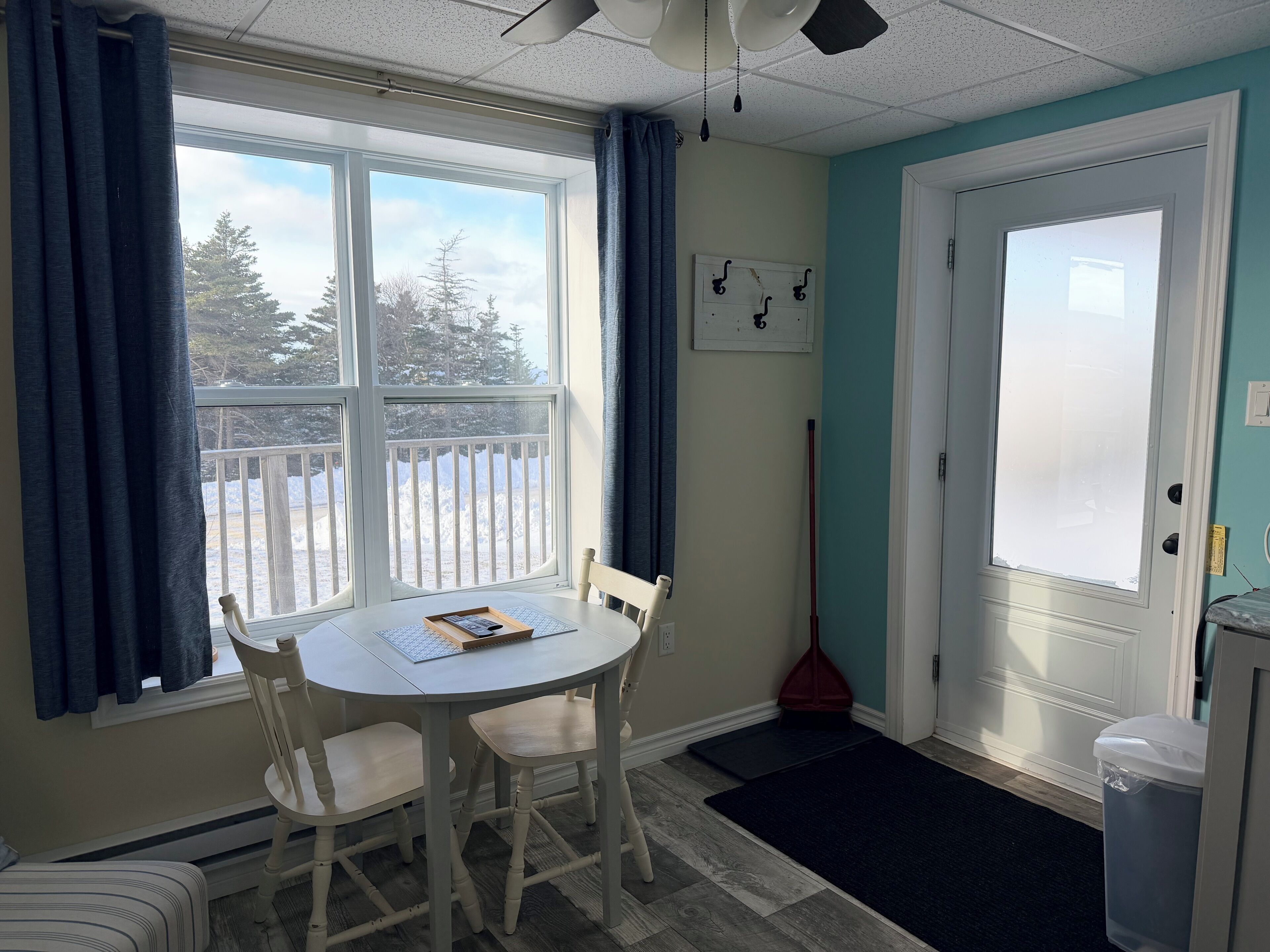 Appartement, 1 kingsize bed, kitchenette, uitzicht op zee | Interieur