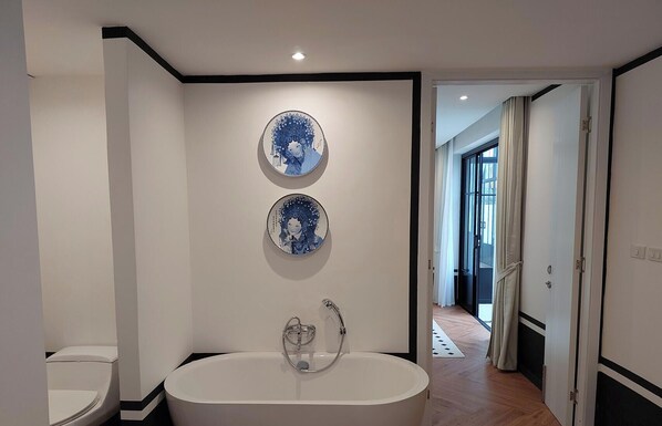 Shower, hair dryer, towels, soap - Seaview pool 2bedroom Hill Gemini villa118-1 (Phuket)