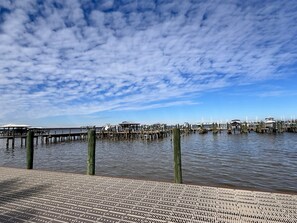 Marina - Bright and modern waterfront condo in a quiet, gated community just minutes from Gulf Shores beaches (Orange Beach)
