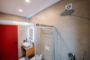 House | 1 bedroom - Ermes Deluxe Family Room With French Balcony (Durrës)