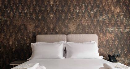 Ermes Deluxe Double Room With French Balcony