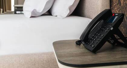 Ermes Deluxe Double Room With French Balcony