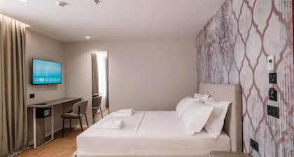 Ermes Deluxe Double Room With Sofa Bed