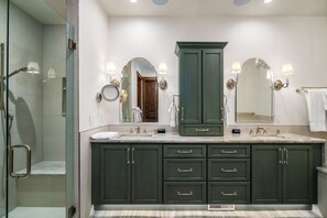 Shower - Brand New! 8BR home, private shuttle and concierge (Steamboat Springs)