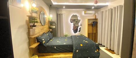 1 bedroom, iron/ironing board, free WiFi