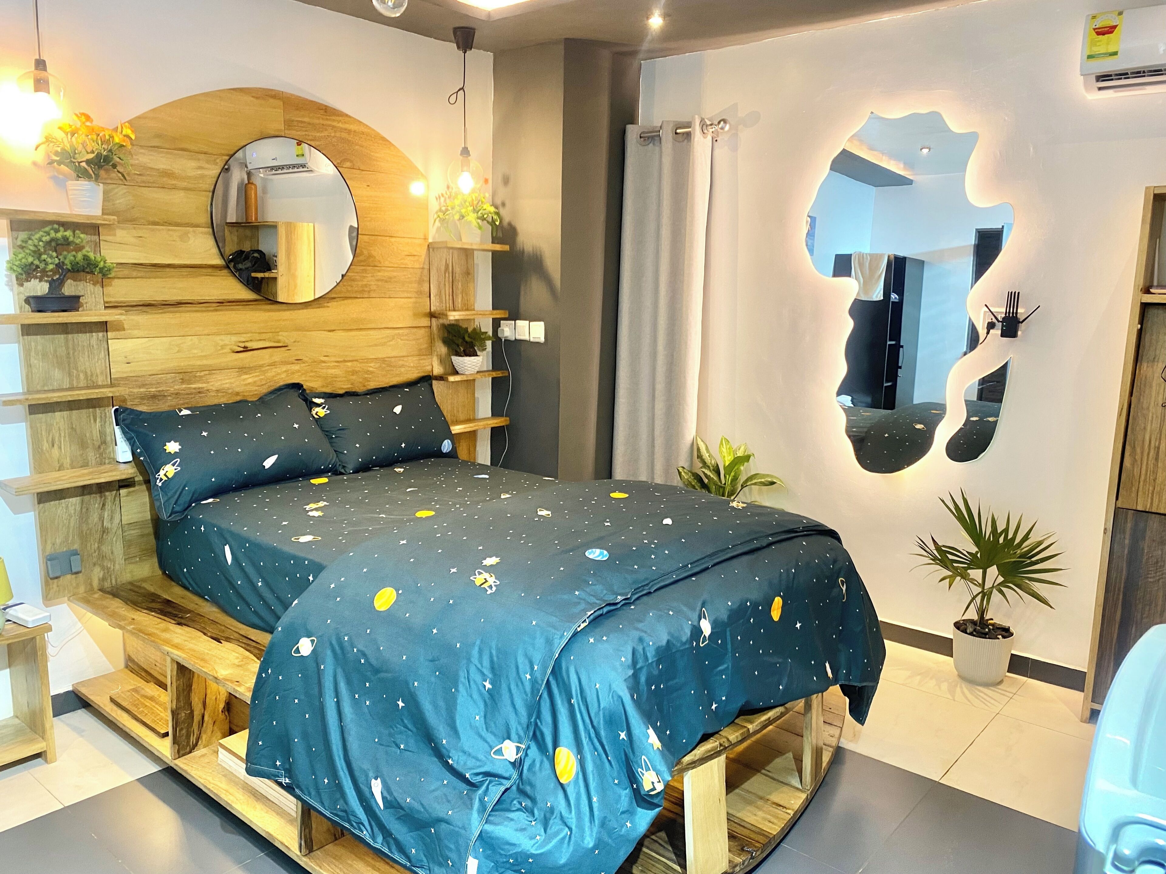 1 chambre, fer et planche à repasser, Wi-Fi gratuit