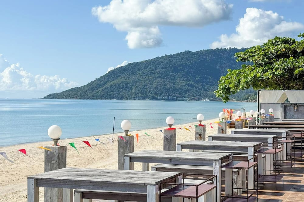 Khanom Paradise Resort
