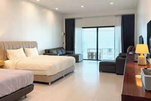 Chambre familiale, vue sur la mer | Accès au Wi-Fi (inclus), literie fournie