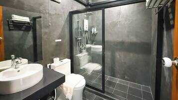 Shower, bidet, towels, soap