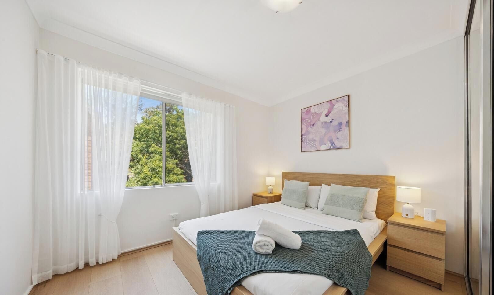 1 chambre, fer et planche à repasser, Wi-Fi, draps fournis