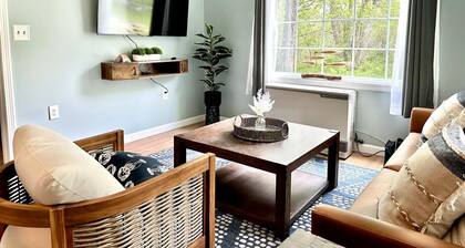 2 Bed King/Queen One bath Cottage close to Acadia NP