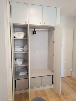 Interior - Studio 402 • Lisbon • Elevator • A/C • Fast Wi-Fi (Lisbon)