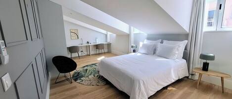 1 bedroom, iron/ironing board, travel cot, WiFi