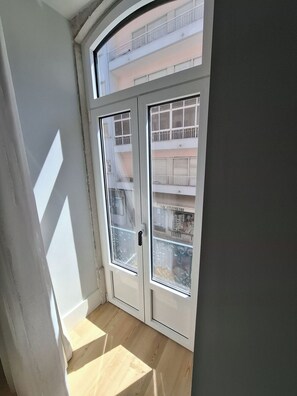 Interior - Studio 201 • Lisbon • Balcony • Elevator • A/C (Lisbon)