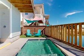 Pool - Private Heated Pool, Golf Cart Included, Boardwalk to the Beach (Port Aransas)
