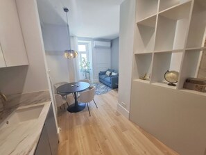 Interior - Apartment 105 - Lisbon - 1 bedroom - Elevator -A/C (Lisbon)