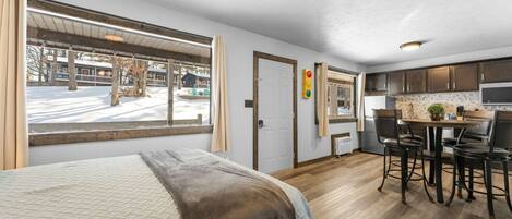 واي فاي وملاءات أسرّة