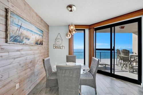 Beachfront 1BR @ Phoenix X • Sleeps 4 • Gulf Views & Next to Flora-Bama